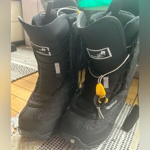 Burton Women's Black Emerald Snowboard Boots